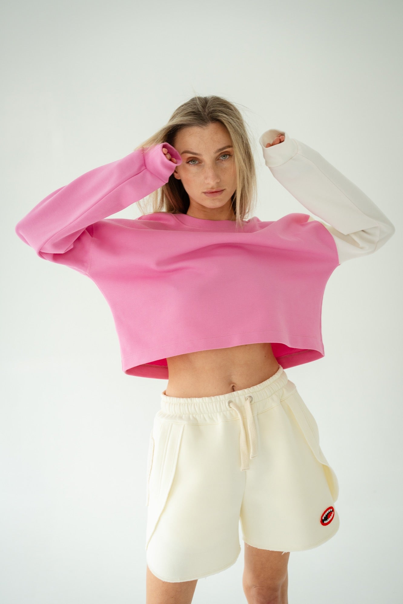 Pink long sleeve T-shirt (short)