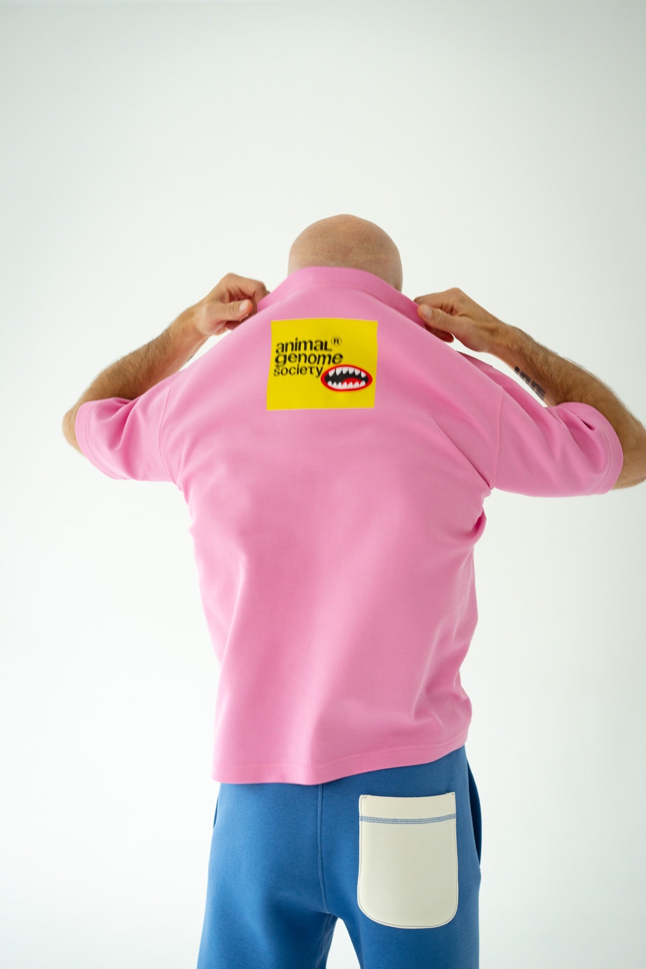 Pink short sleeve T-shirt