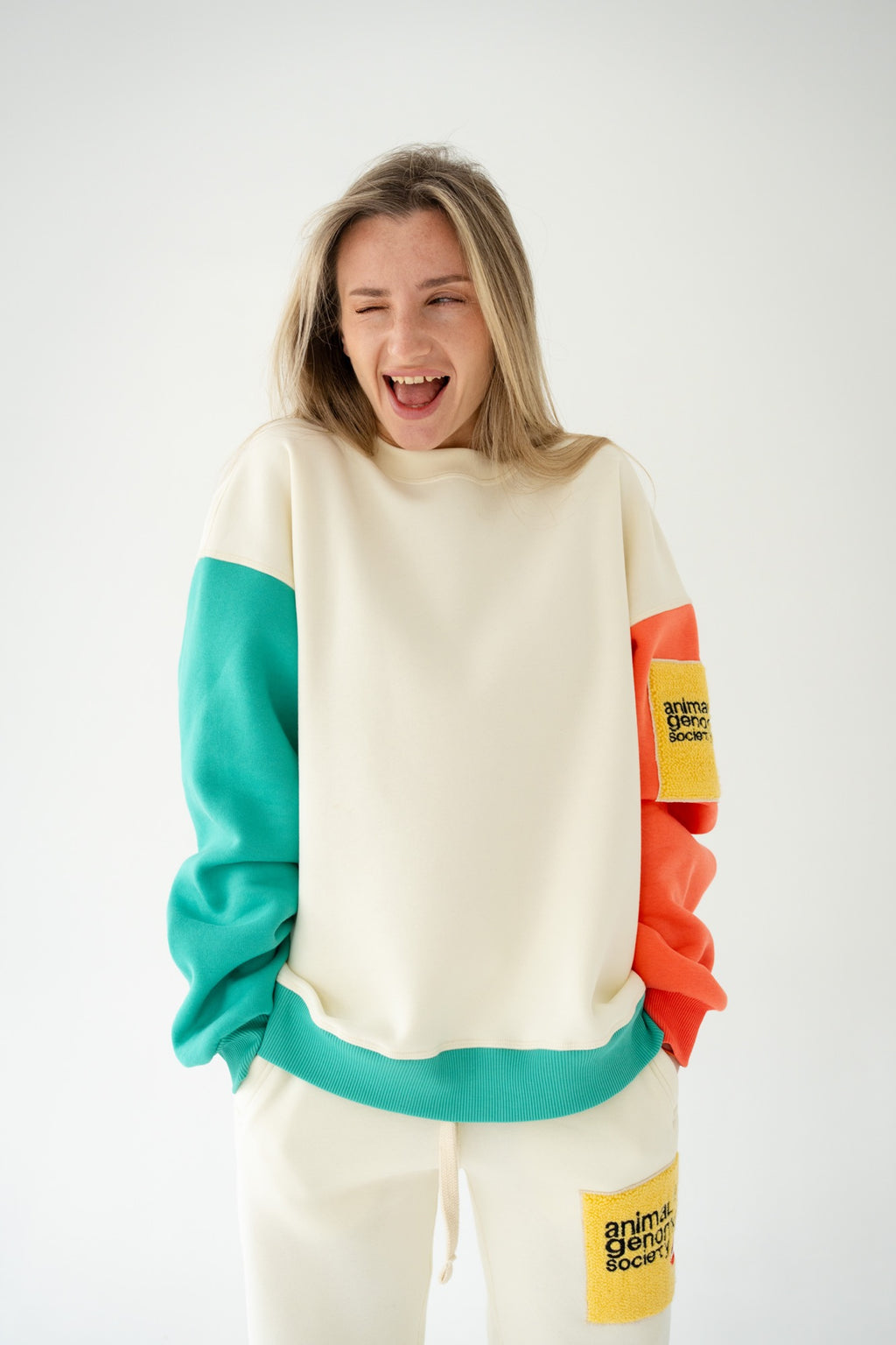 Women's Oversized Sweatshirt