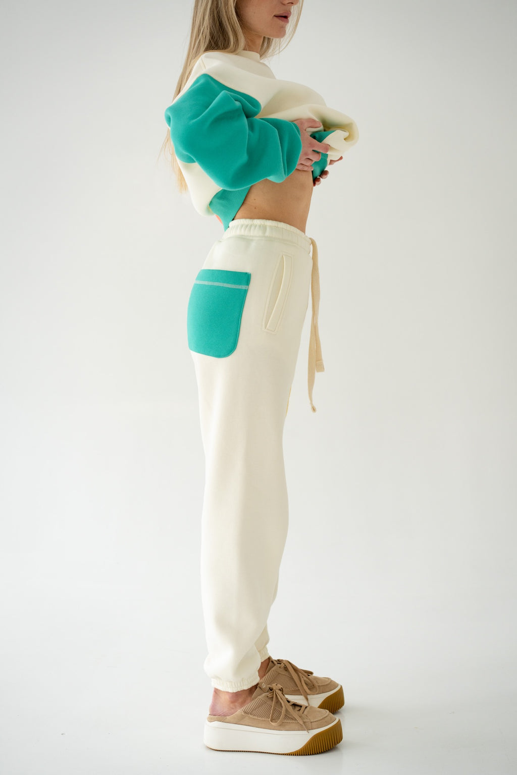 WOMEN’S PANTS “GENOME ESSENCE”